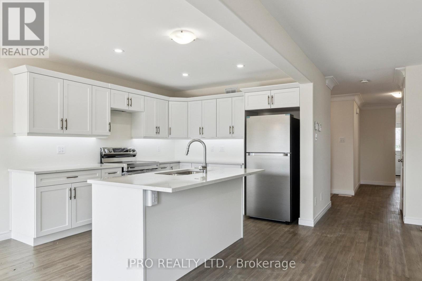 925 Bamford Terrace, Peterborough North (North), Ontario  K9K 0H2 - Photo 15 - X12216650
