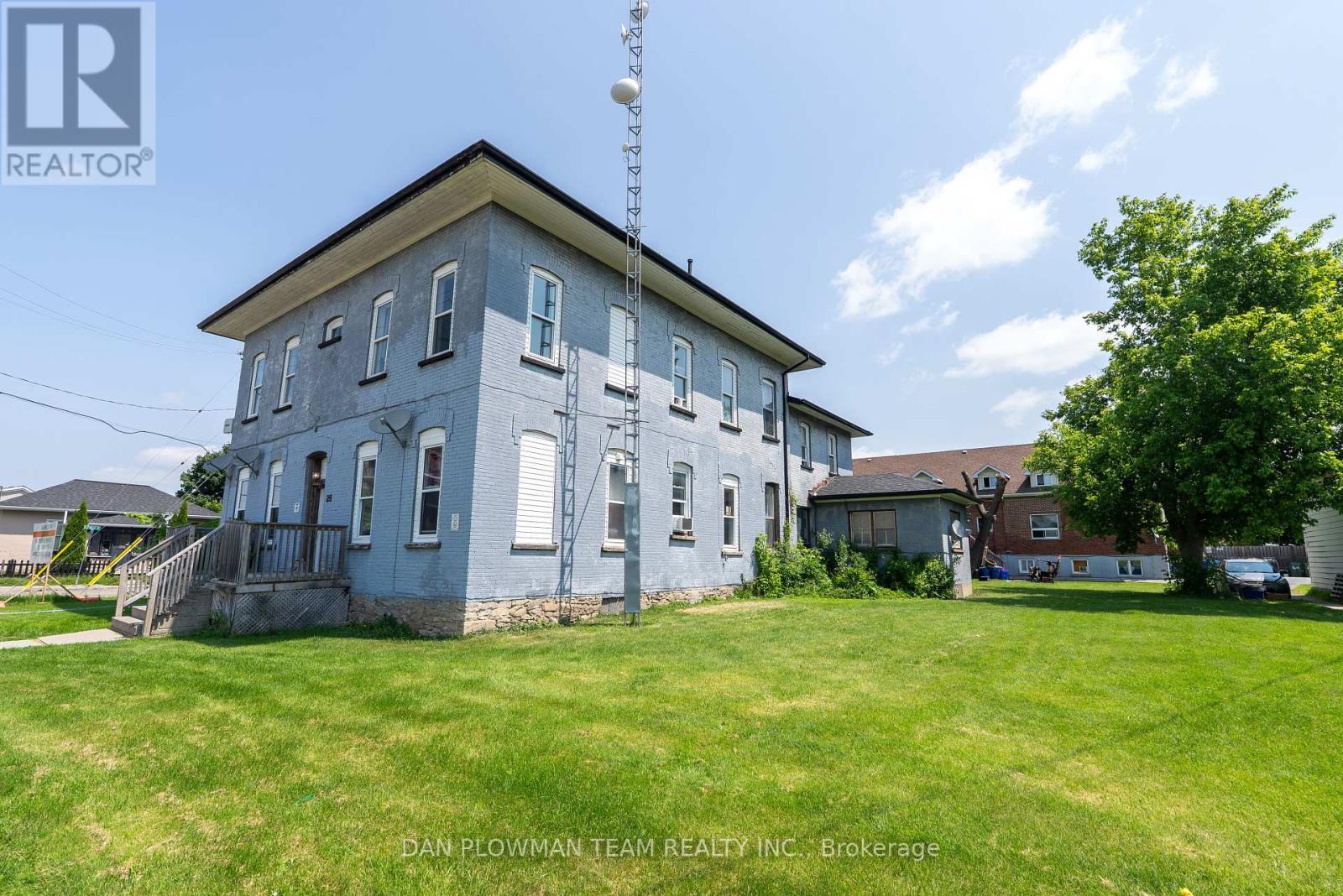 26/30/55 Victoria / Glenelg Avenue S, Kawartha Lakes (Lindsay), Ontario  K9V 3C8 - Photo 8 - X12216747