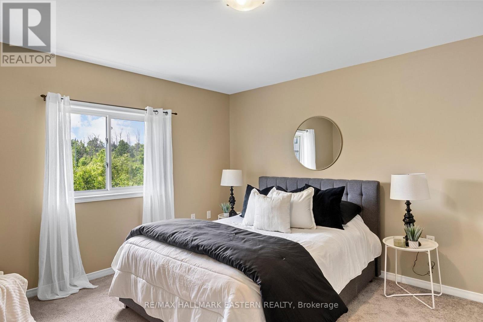 1649 Hetherington Drive, Peterborough North (University Heights), Ontario  K9L 0G6 - Photo 23 - X12217297