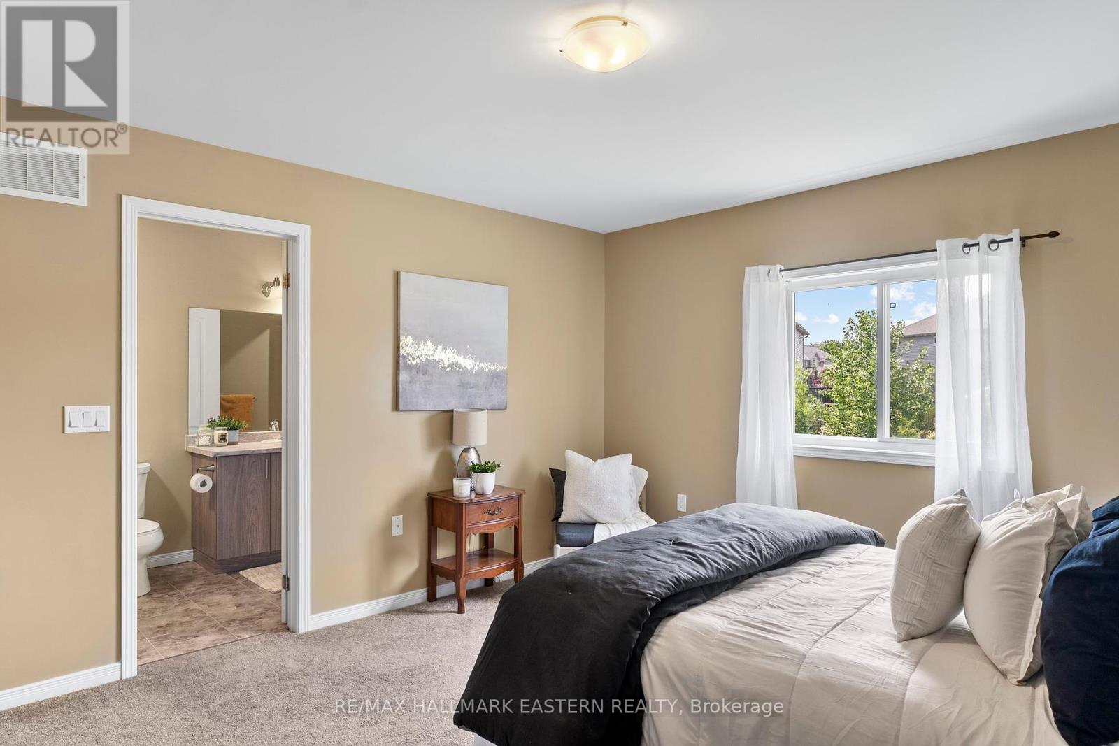 1649 Hetherington Drive, Peterborough North (University Heights), Ontario  K9L 0G6 - Photo 24 - X12217297