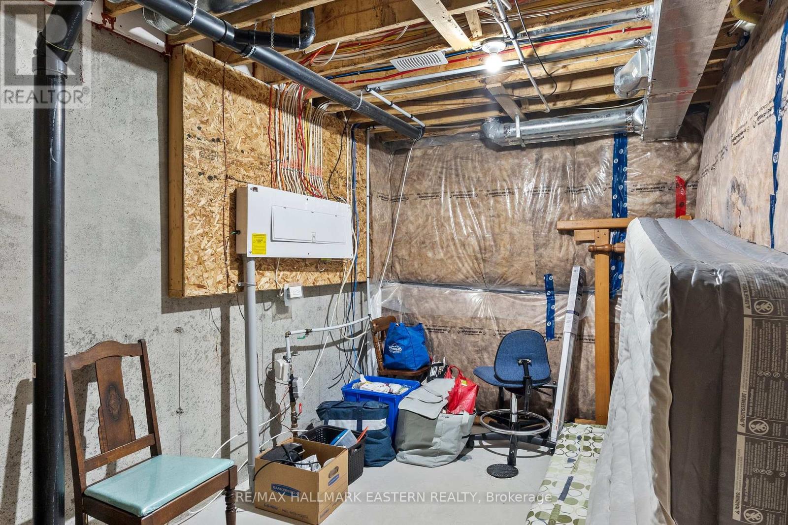 1649 Hetherington Drive, Peterborough North (University Heights), Ontario  K9L 0G6 - Photo 31 - X12217297
