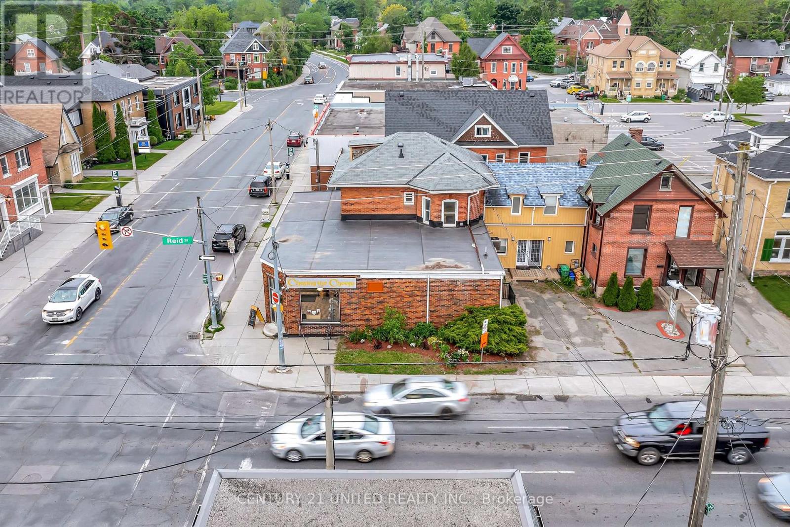 330-334 Charlotte Street W, Peterborough Central (North), Ontario  K9J 2V9 - Photo 8 - X12217581