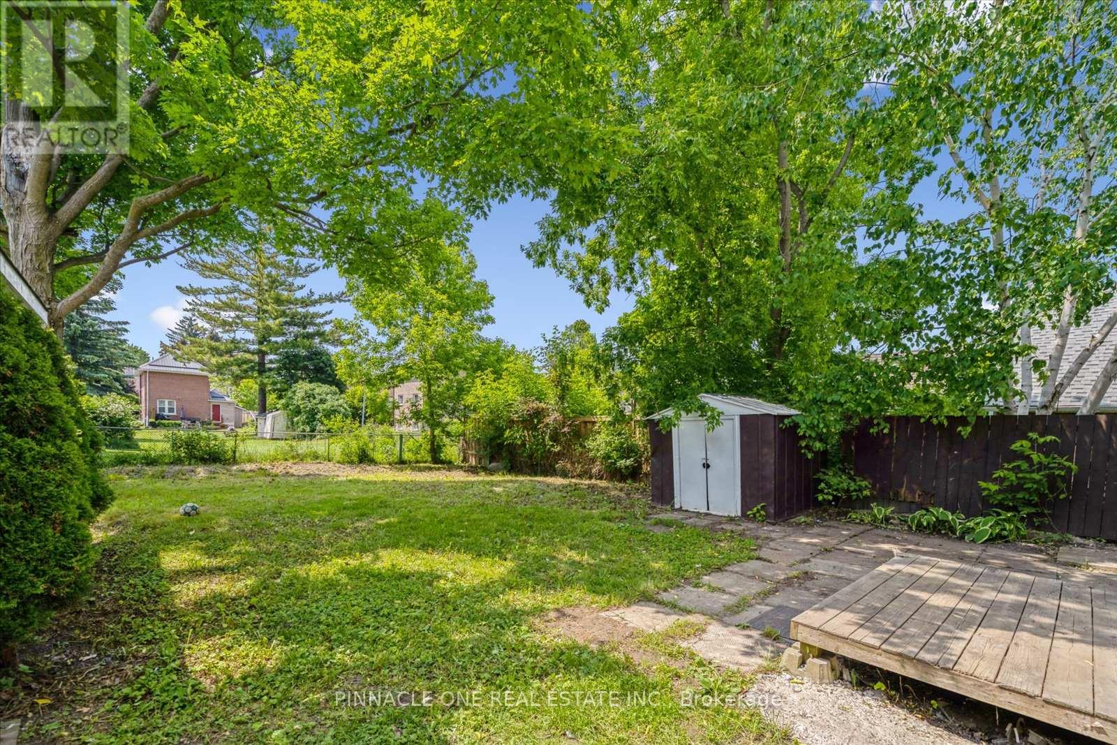 425 Parkhill Road W, Peterborough Central (North), Ontario  K9H 3J2 - Photo 25 - X12217915