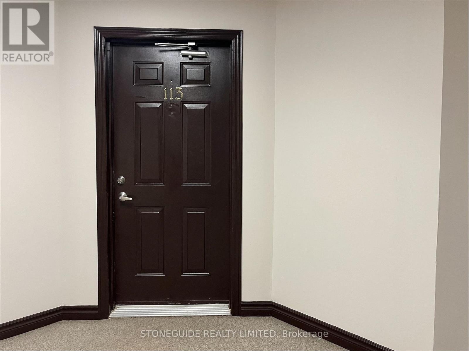 113 - 475 Parkhill Road W, Peterborough Central (North), Ontario  K9H 7M5 - Photo 2 - X12218034