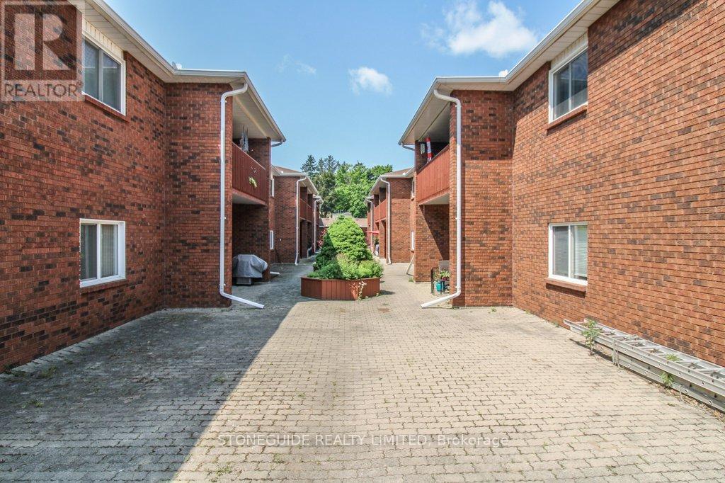113 - 475 Parkhill Road W, Peterborough Central (North), Ontario  K9H 7M5 - Photo 31 - X12218034
