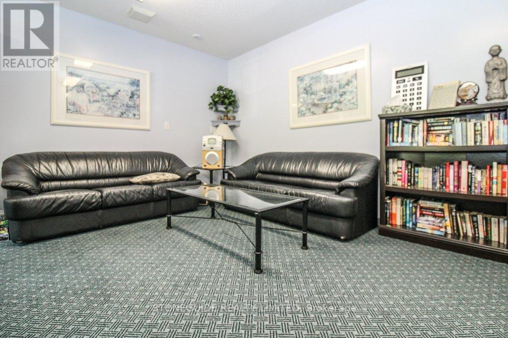 113 - 475 Parkhill Road W, Peterborough Central (North), Ontario  K9H 7M5 - Photo 40 - X12218034