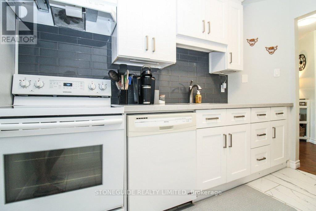113 - 475 Parkhill Road W, Peterborough Central (North), Ontario  K9H 7M5 - Photo 6 - X12218034