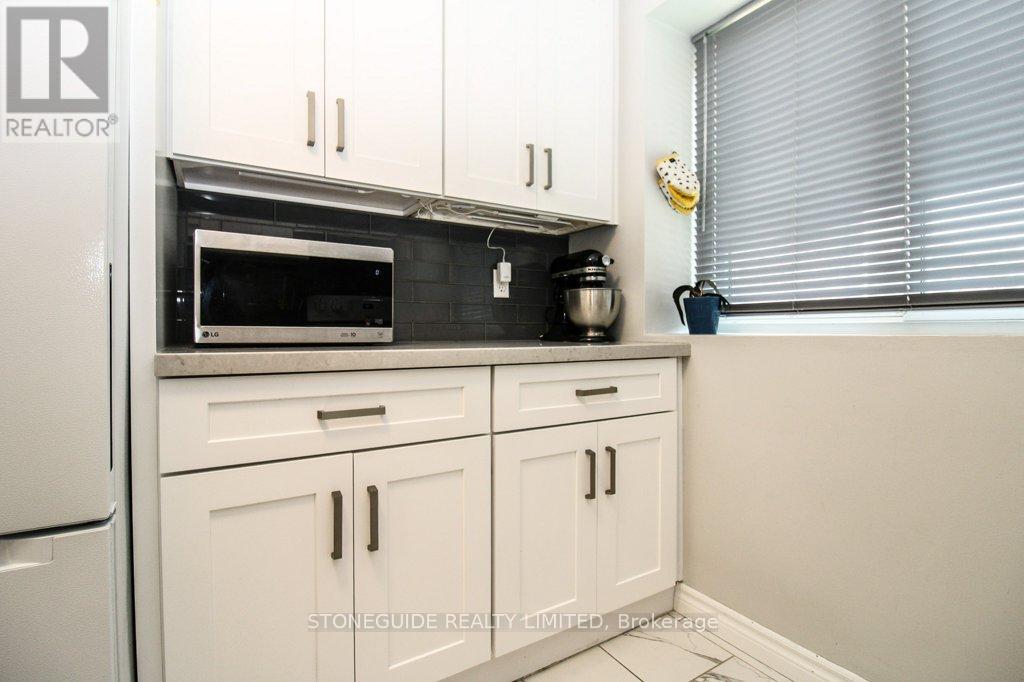 113 - 475 Parkhill Road W, Peterborough Central (North), Ontario  K9H 7M5 - Photo 8 - X12218034