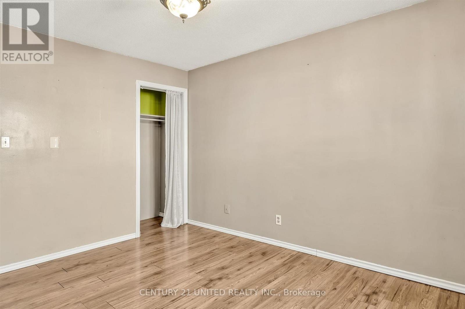 719 Mountain Ash Road, Peterborough South (West), Ontario  K9J 8K1 - Photo 21 - X12218265