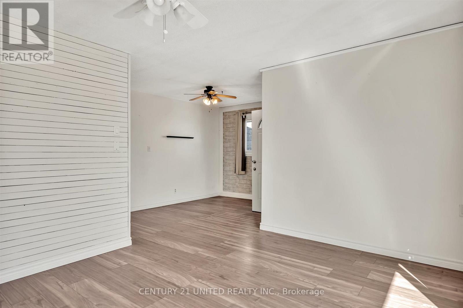 719 Mountain Ash Road, Peterborough South (West), Ontario  K9J 8K1 - Photo 9 - X12218265