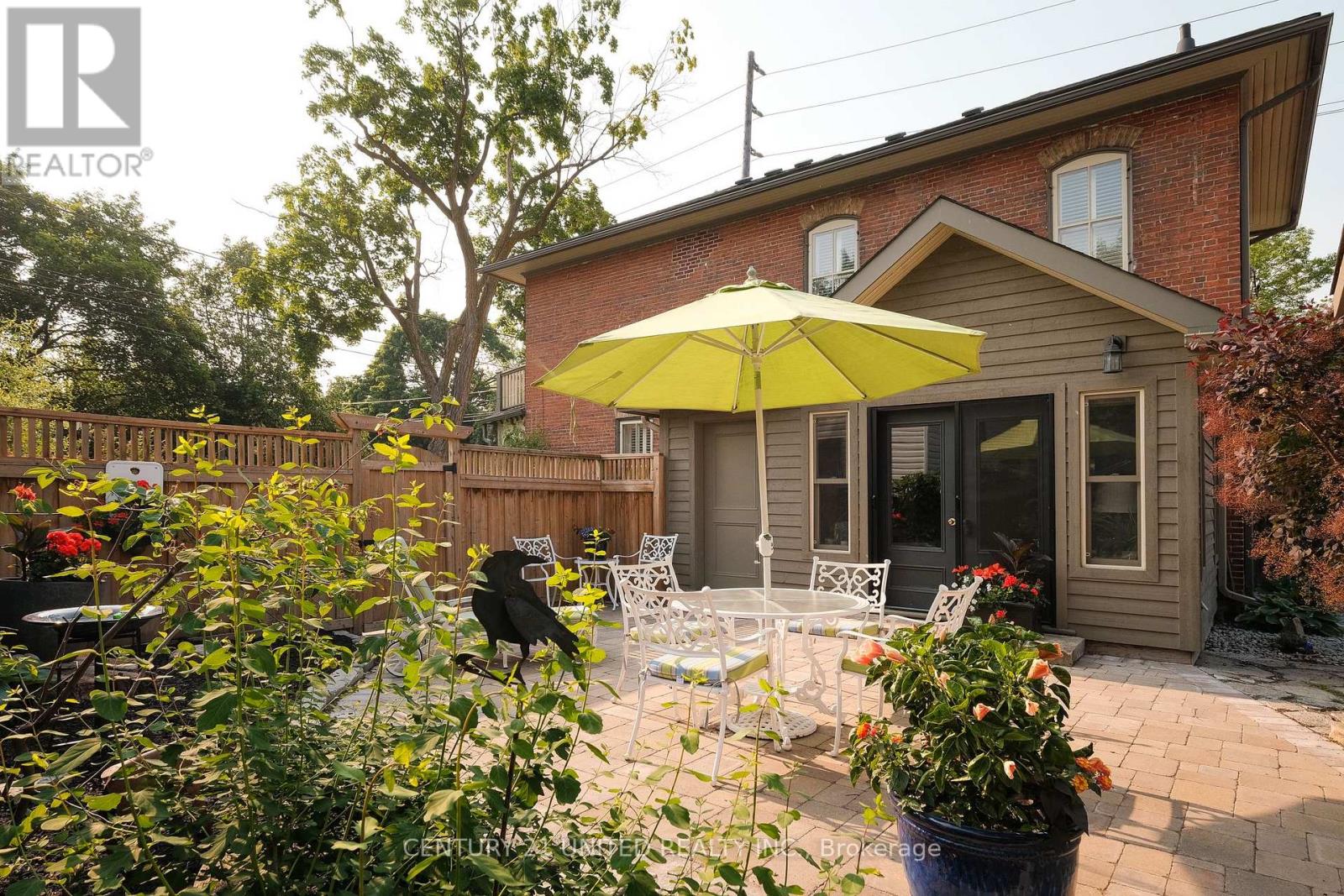 558 Harvey Street, Peterborough Central (North), Ontario  K9H 3K9 - Photo 40 - X12218402