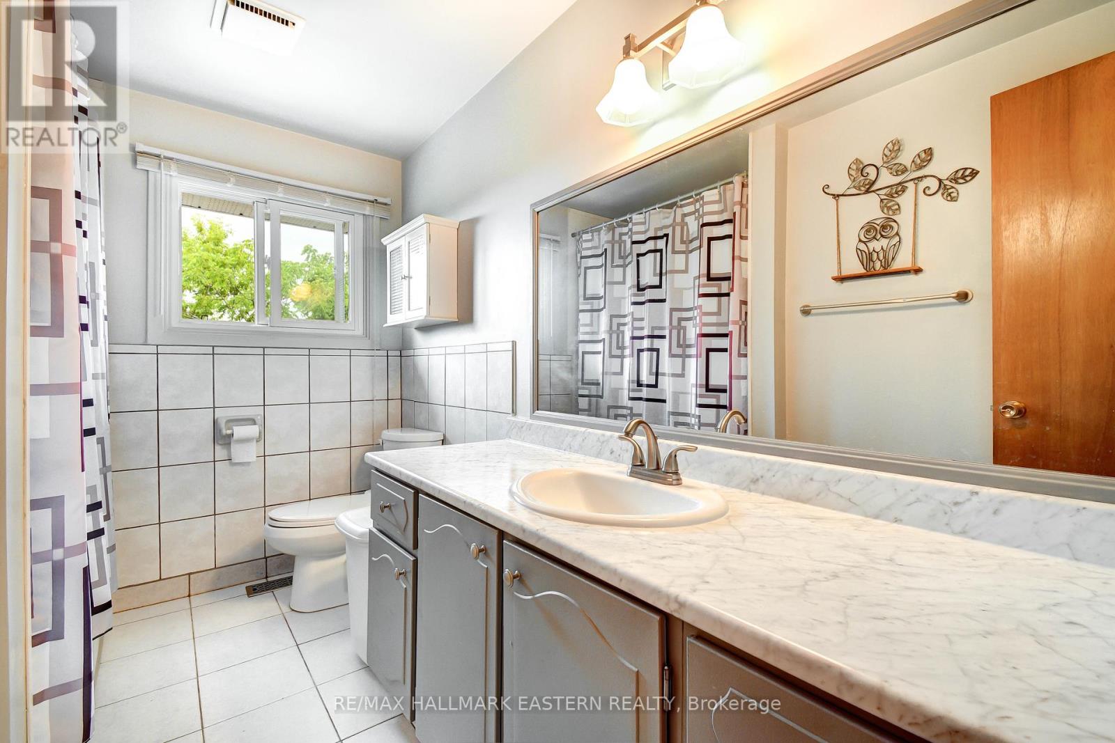 509 Montcalm Drive, Peterborough North (Central), Ontario  K9H 6S9 - Photo 28 - X12218421