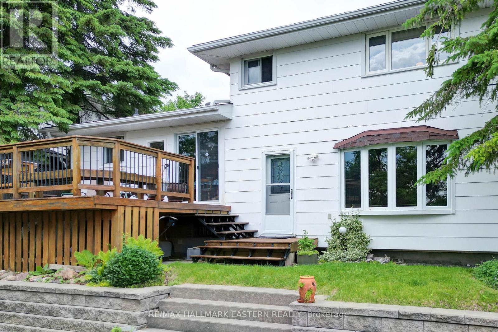 509 Montcalm Drive, Peterborough North (Central), Ontario  K9H 6S9 - Photo 39 - X12218421
