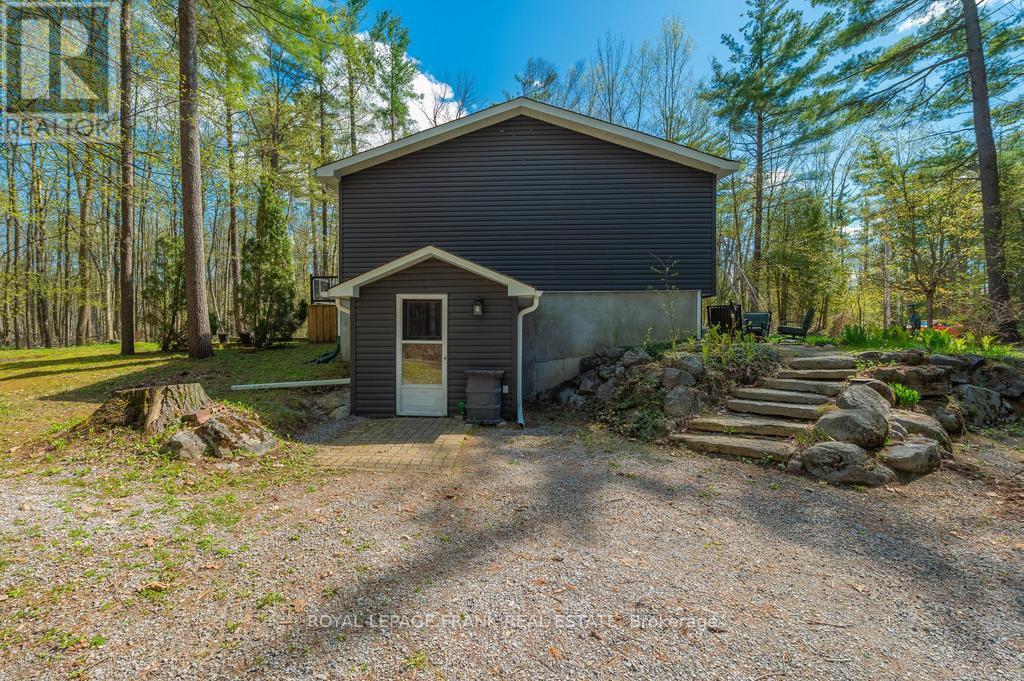 132 Sugarbush Crescent, Trent Lakes, Ontario  K0L 1J0 - Photo 9 - X12218669