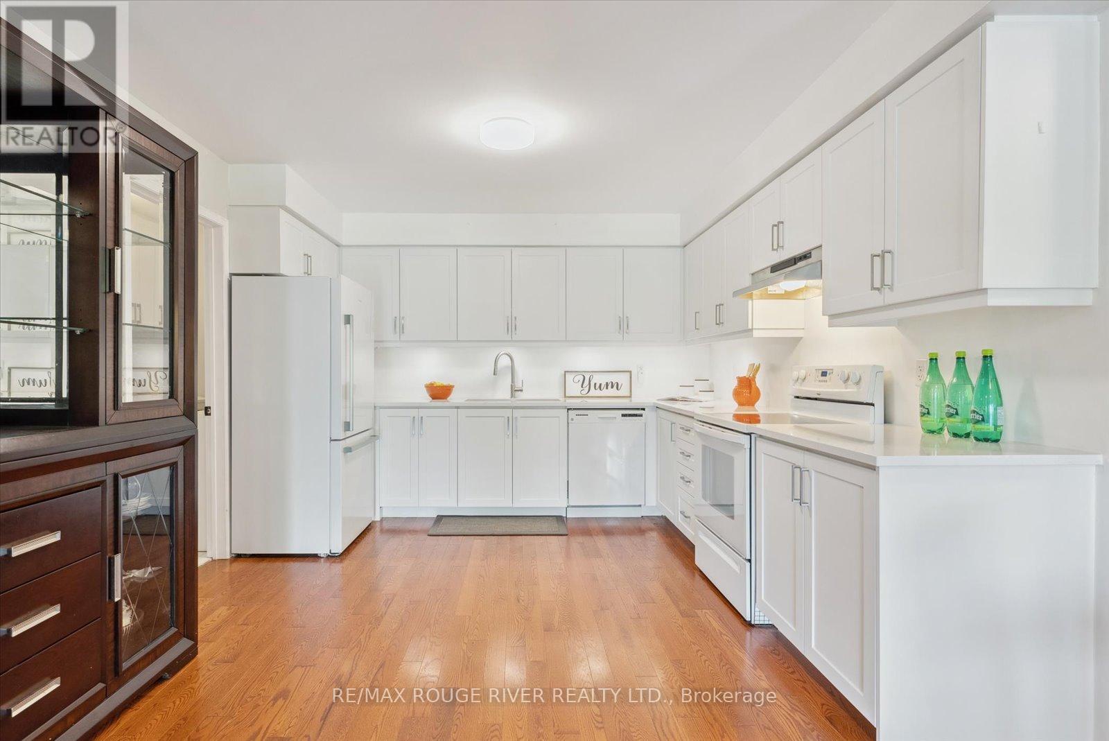 70 Brookside Street, Cavan Monaghan (Millbrook Village), Ontario  L0A 1G0 - Photo 6 - X12218821