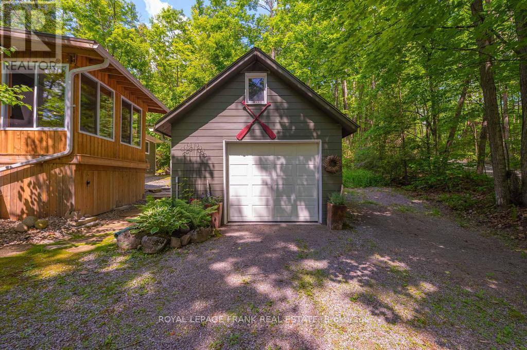3 Fire Route 27b, Trent Lakes, Ontario  K0L 1J0 - Photo 42 - X12218838