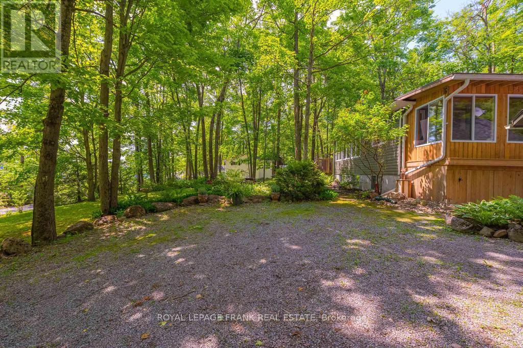 3 Fire Route 27b, Trent Lakes, Ontario  K0L 1J0 - Photo 8 - X12218838
