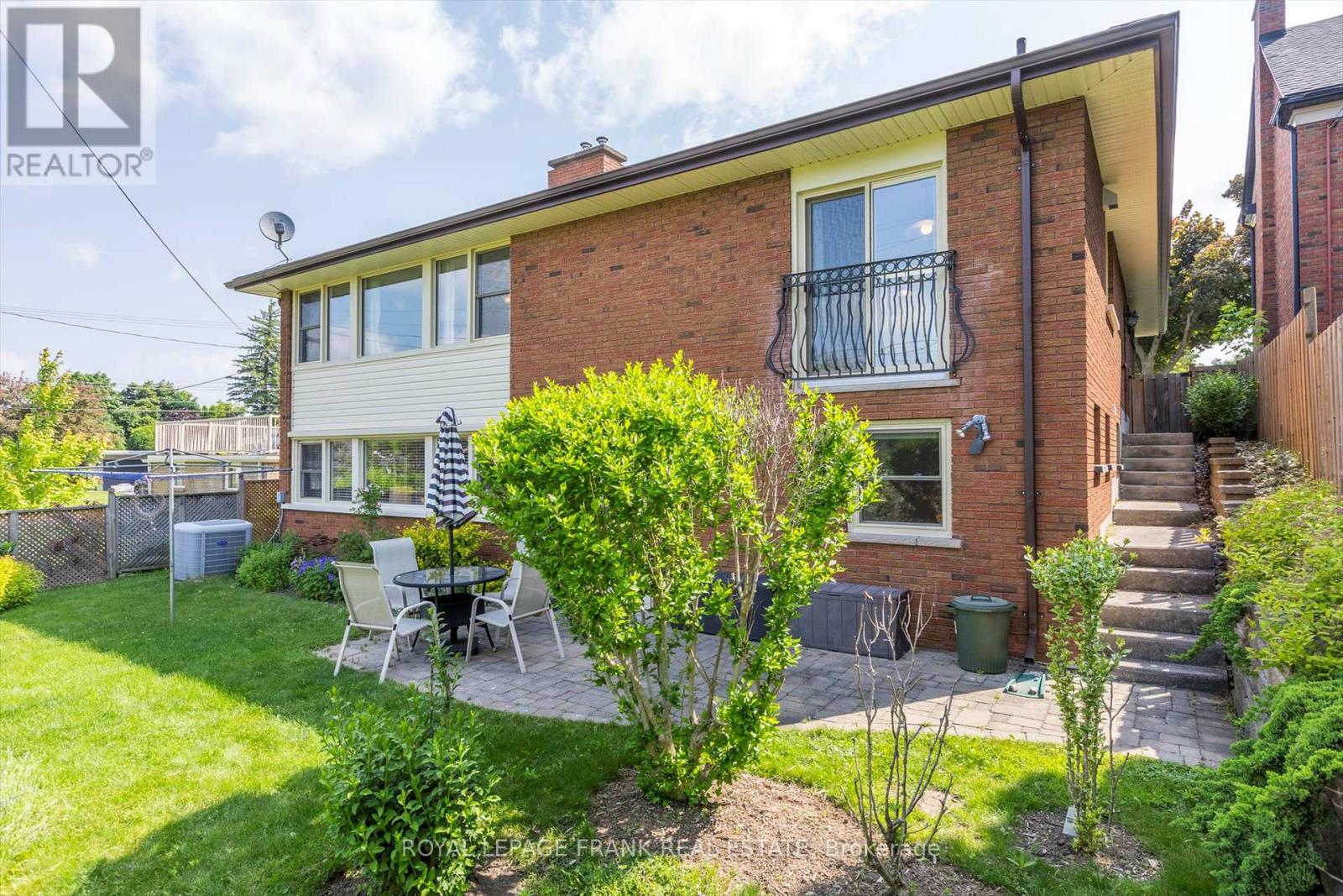 455 Manorhill Avenue, Peterborough Central (Old West End), Ontario  K9J 6H7 - Photo 39 - X12218902
