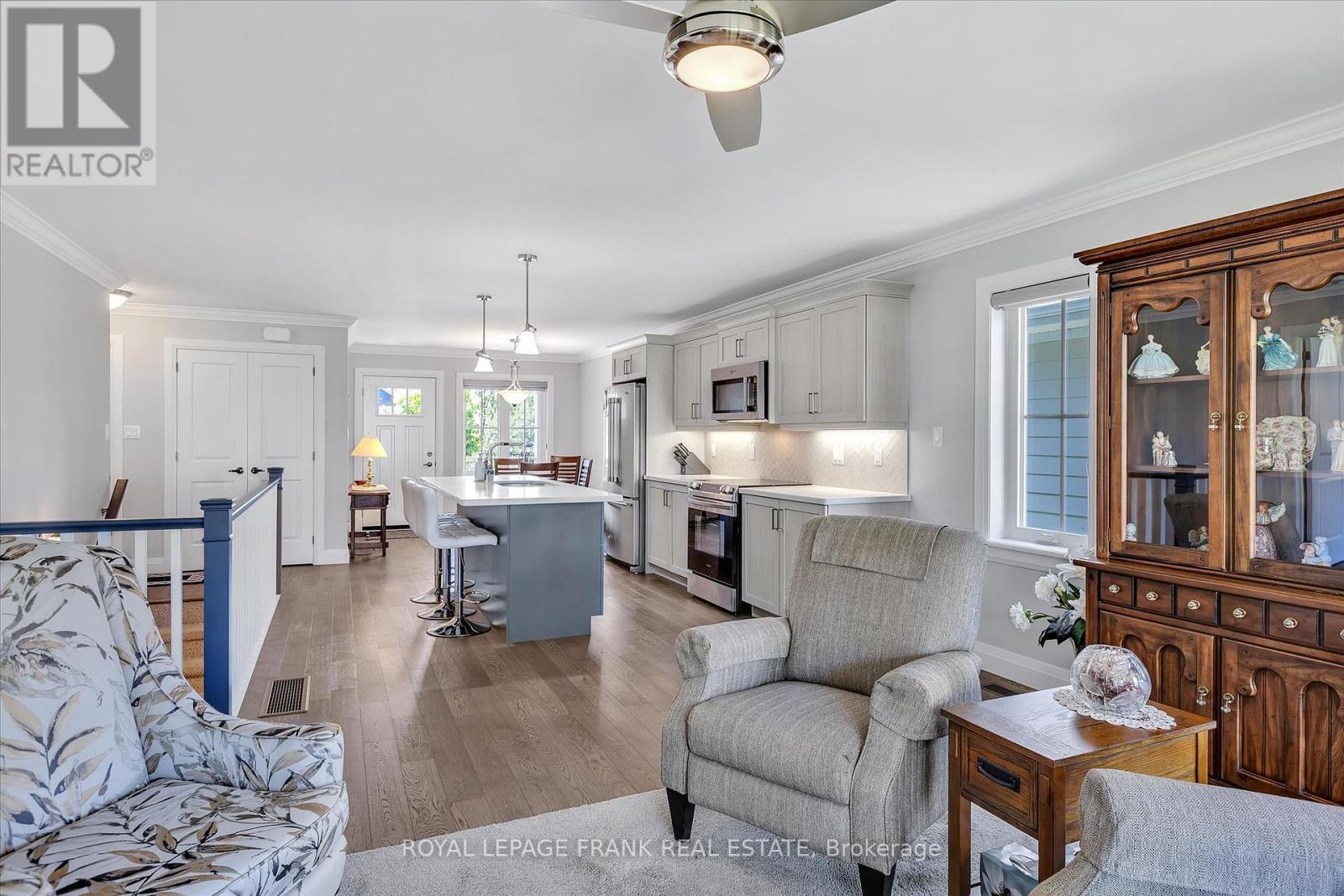 9 Irons Avenue, Selwyn, Ontario  K0L 2H0 - Photo 7 - X12219032