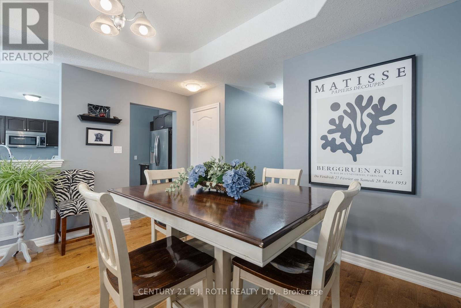 98 Laurent Boulevard, Kawartha Lakes (Lindsay), Ontario  K9V 0G8 - Photo 12 - X12218944