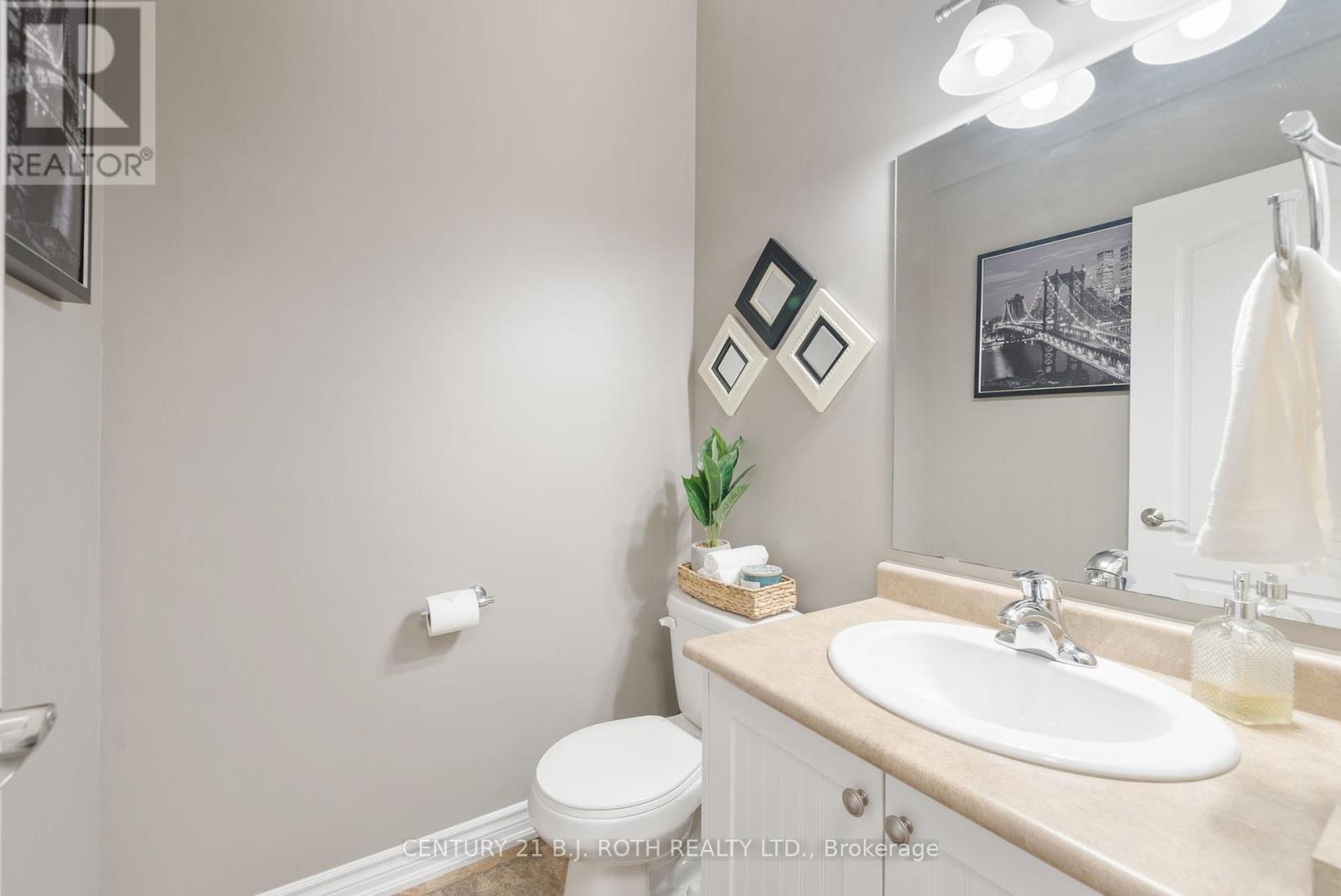 98 Laurent Boulevard, Kawartha Lakes (Lindsay), Ontario  K9V 0G8 - Photo 14 - X12218944