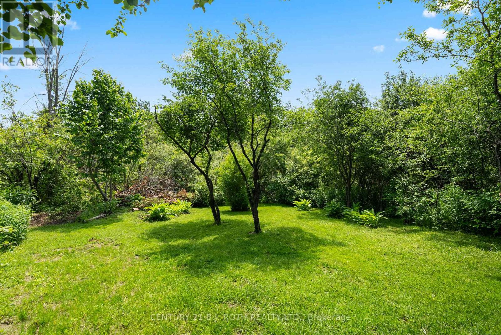98 Laurent Boulevard, Kawartha Lakes (Lindsay), Ontario  K9V 0G8 - Photo 35 - X12218944
