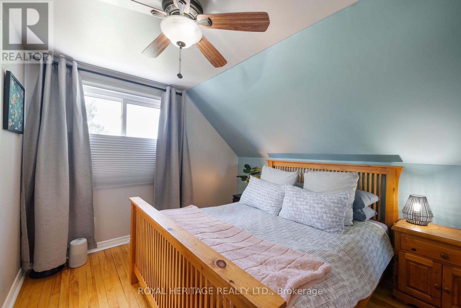 693 Hawley Street, Peterborough South (West), Ontario  K9J 4C7 - Photo 23 - X12219045