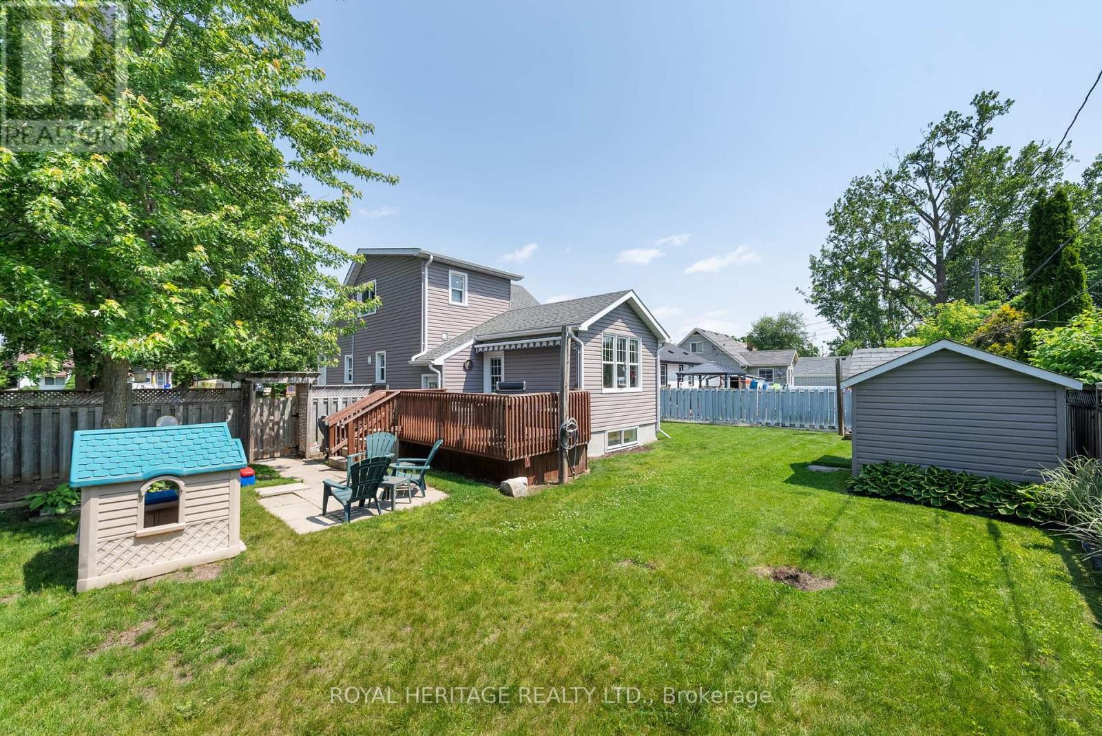 693 Hawley Street, Peterborough South (West), Ontario  K9J 4C7 - Photo 39 - X12219045