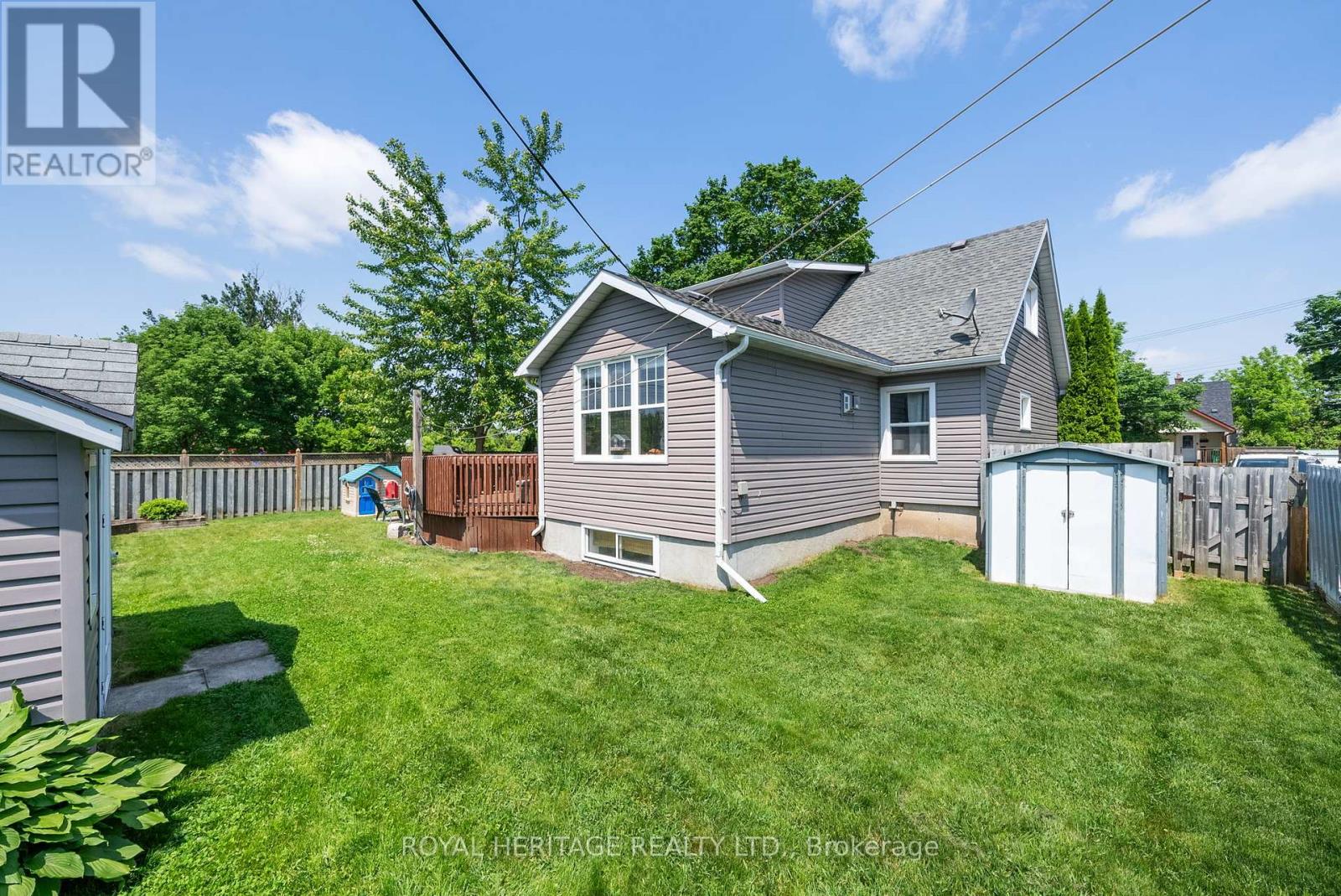 693 Hawley Street, Peterborough South (West), Ontario  K9J 4C7 - Photo 42 - X12219045