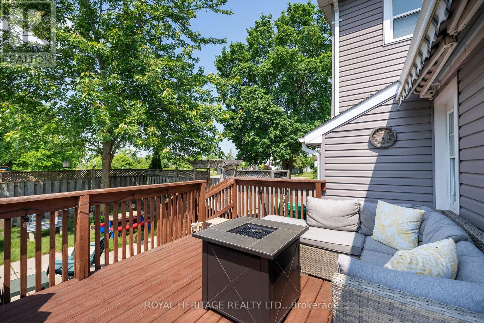 693 Hawley Street, Peterborough South (West), Ontario  K9J 4C7 - Photo 45 - X12219045