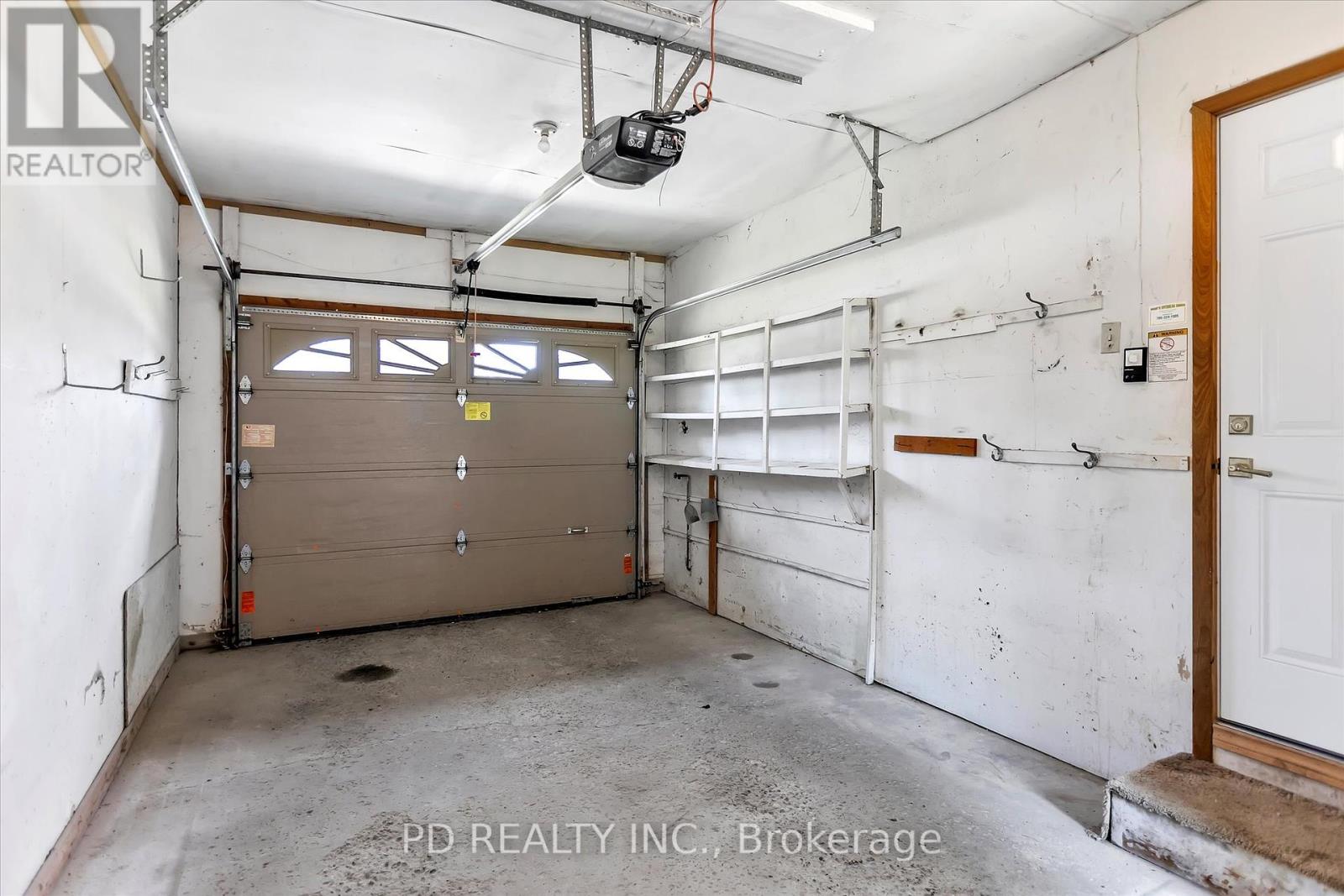195 Mary Street W, Kawartha Lakes (Lindsay), Ontario  K9V 5N2 - Photo 29 - X12219407
