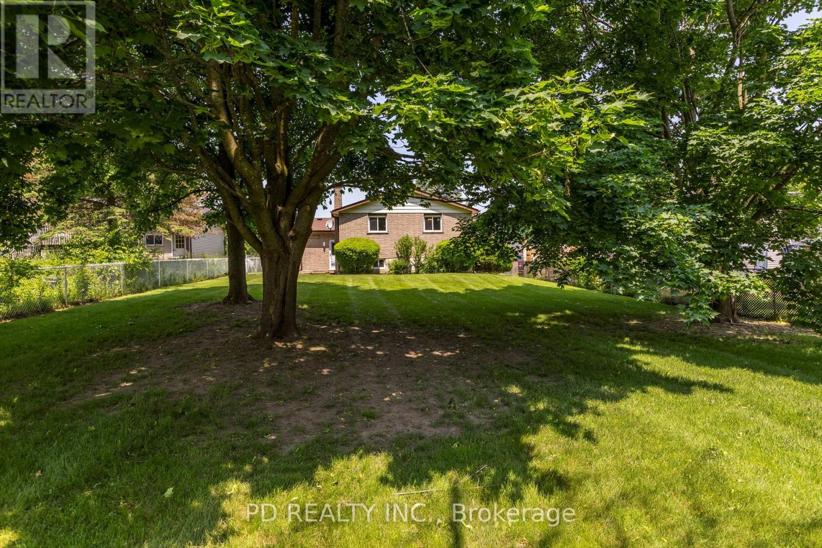 195 Mary Street W, Kawartha Lakes (Lindsay), Ontario  K9V 5N2 - Photo 48 - X12219407