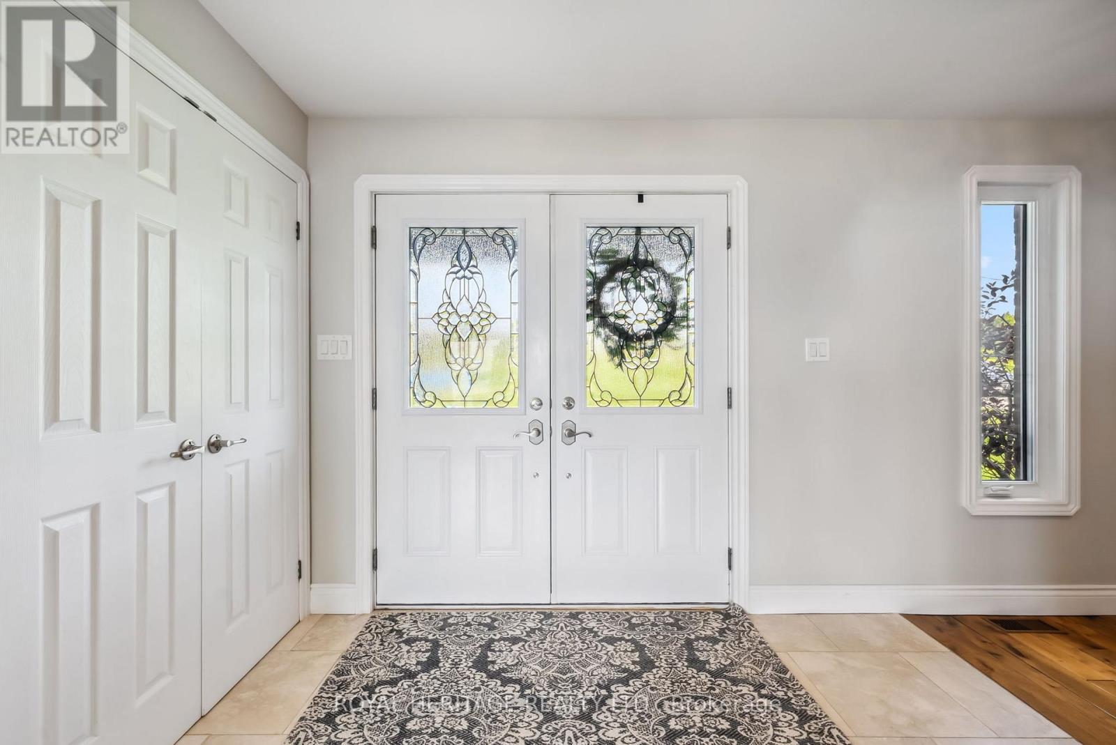 747 Alexander Drive, Selwyn, Ontario  K0L 1T0 - Photo 4 - X12219443