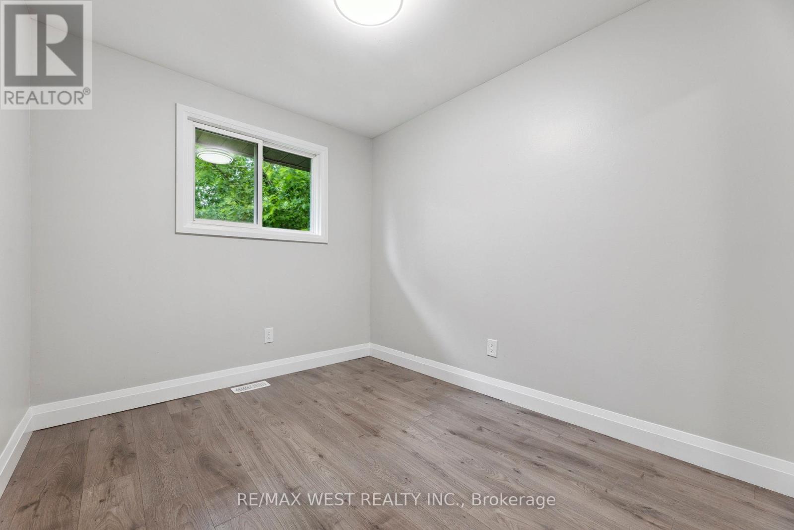 57 - 996 Sydenham Road, Peterborough South (East), Ontario  K9J 7V7 - Photo 21 - X12219221