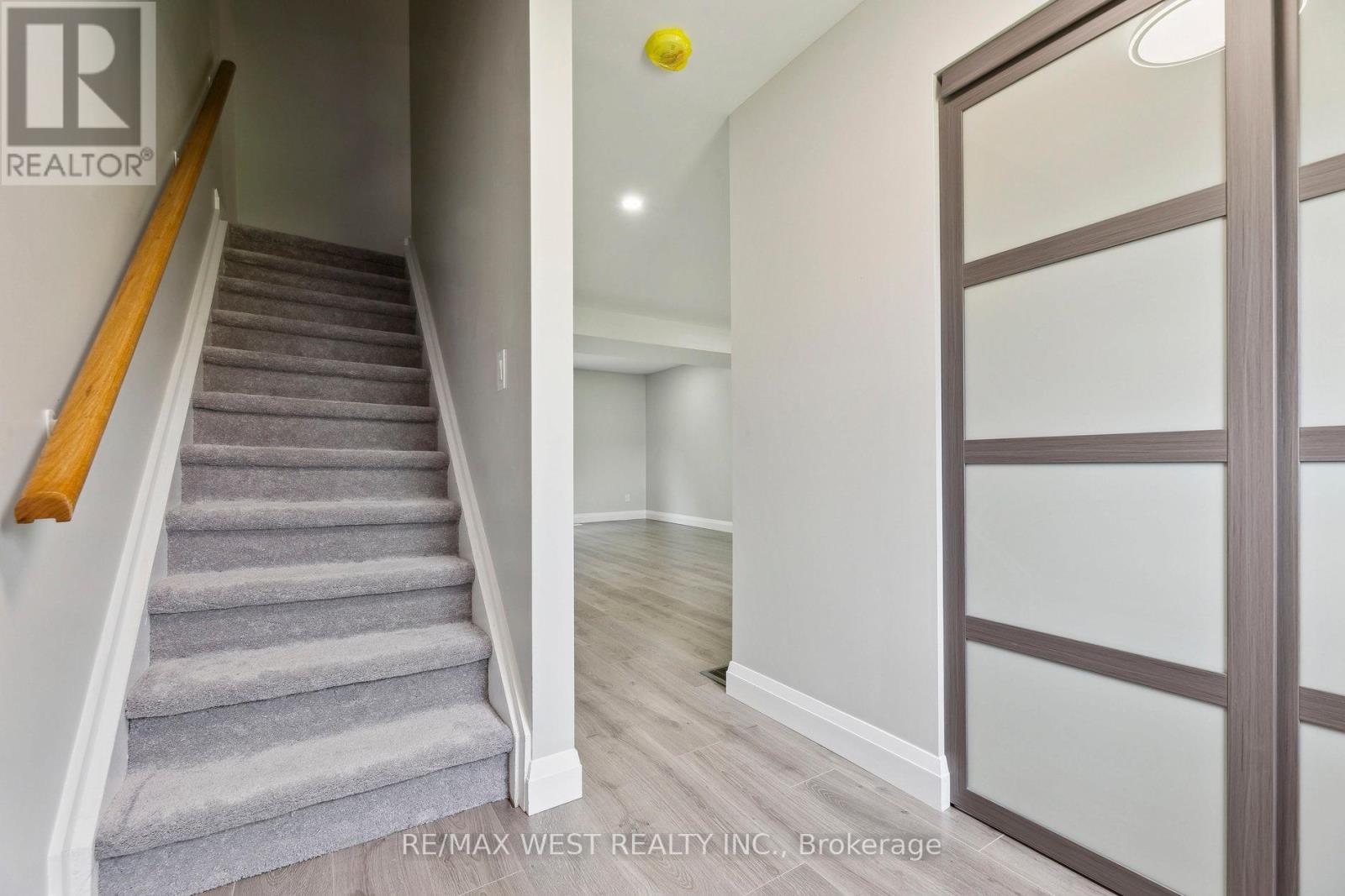 57 - 996 Sydenham Road, Peterborough South (East), Ontario  K9J 7V7 - Photo 7 - X12219221