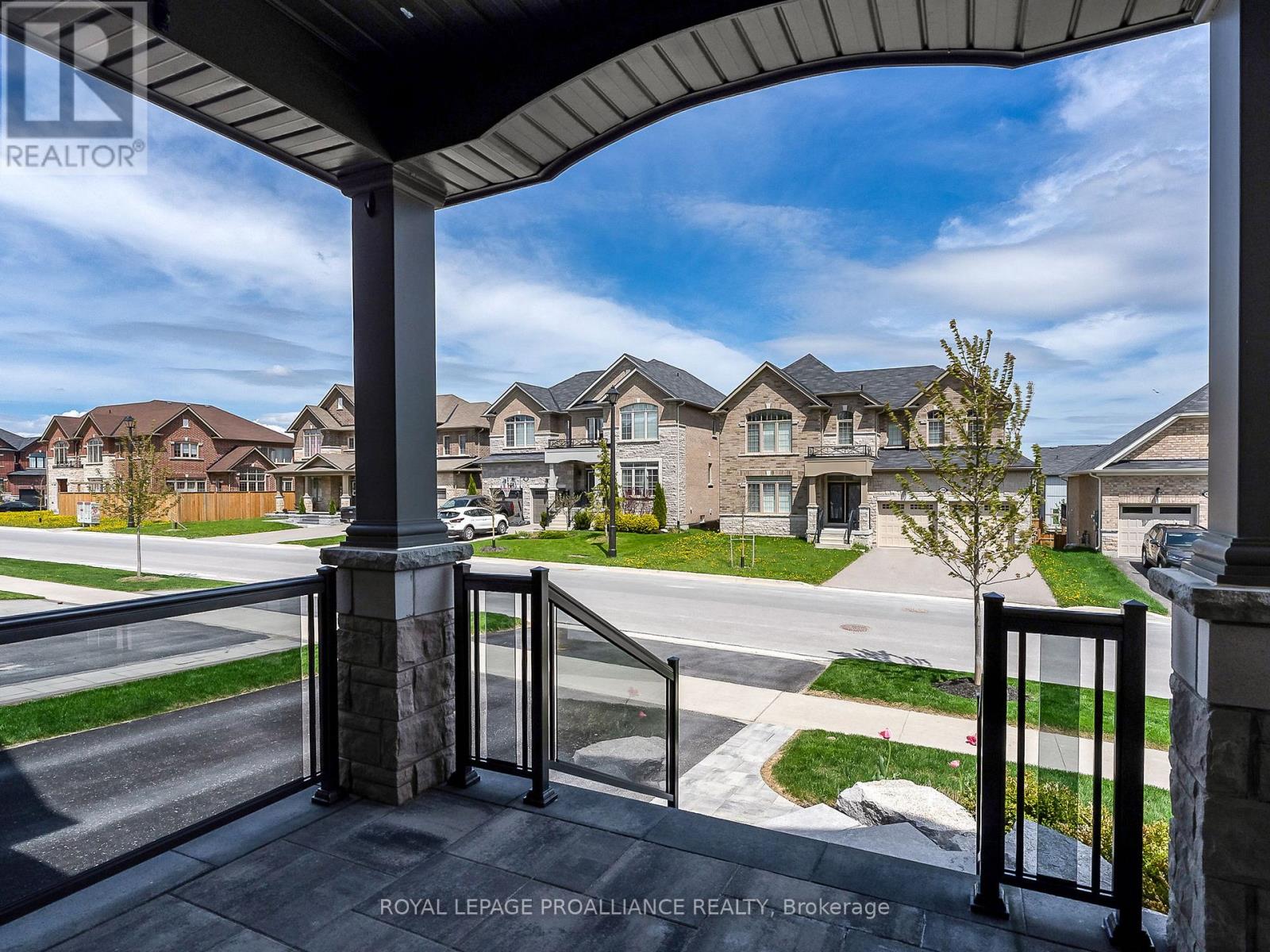 137 Highlands Boulevard, Cavan Monaghan (Cavan Twp), Ontario  L0A 1G0 - Photo 3 - X12219529