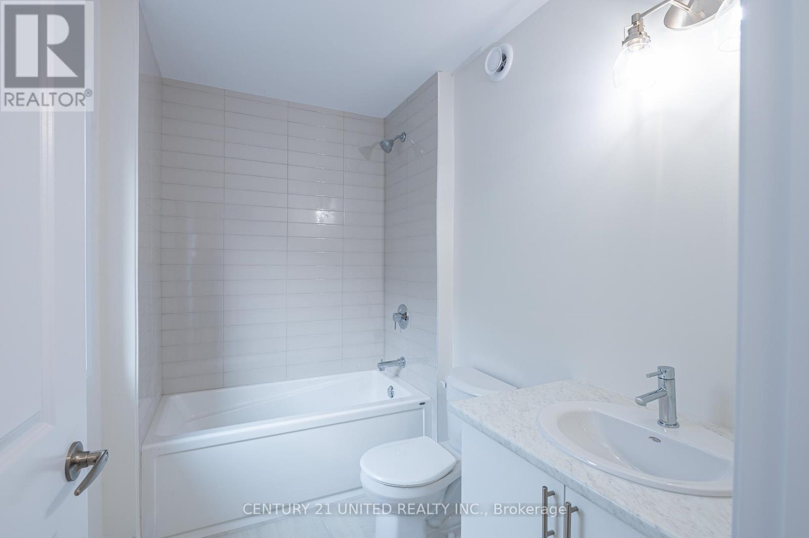 307 Mullighan Gardens, Peterborough North (North), Ontario  K9K 0H2 - Photo 12 - X12219703