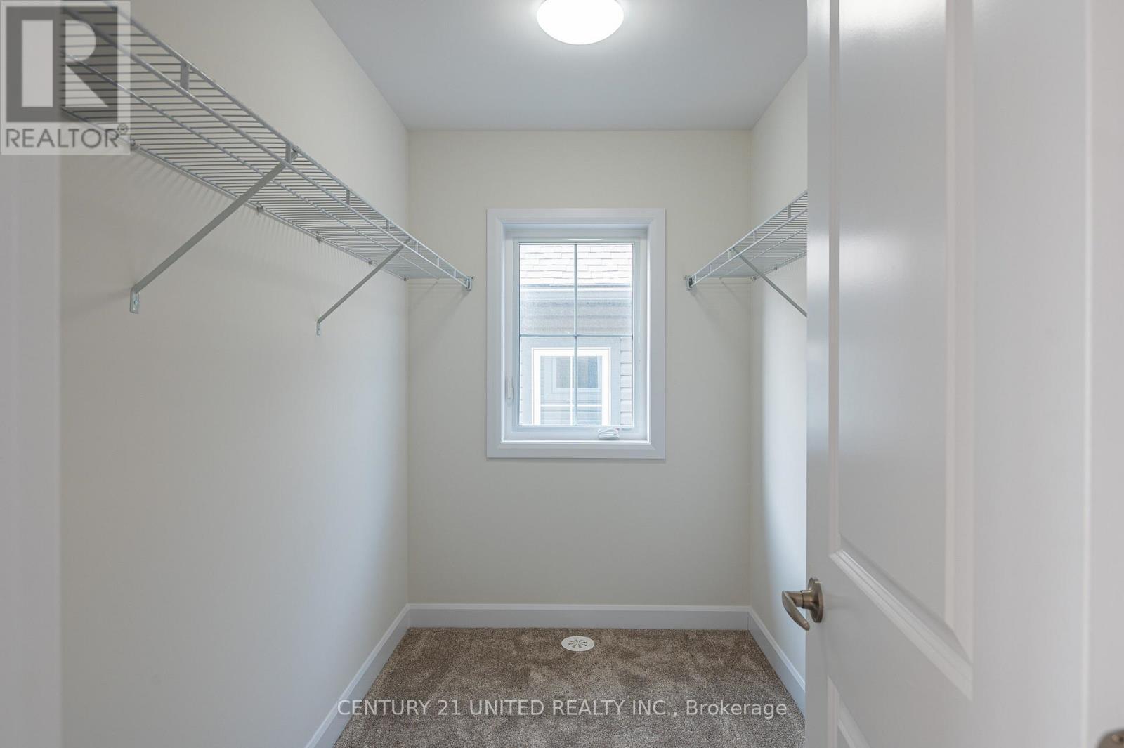 307 Mullighan Gardens, Peterborough North (North), Ontario  K9K 0H2 - Photo 8 - X12219703