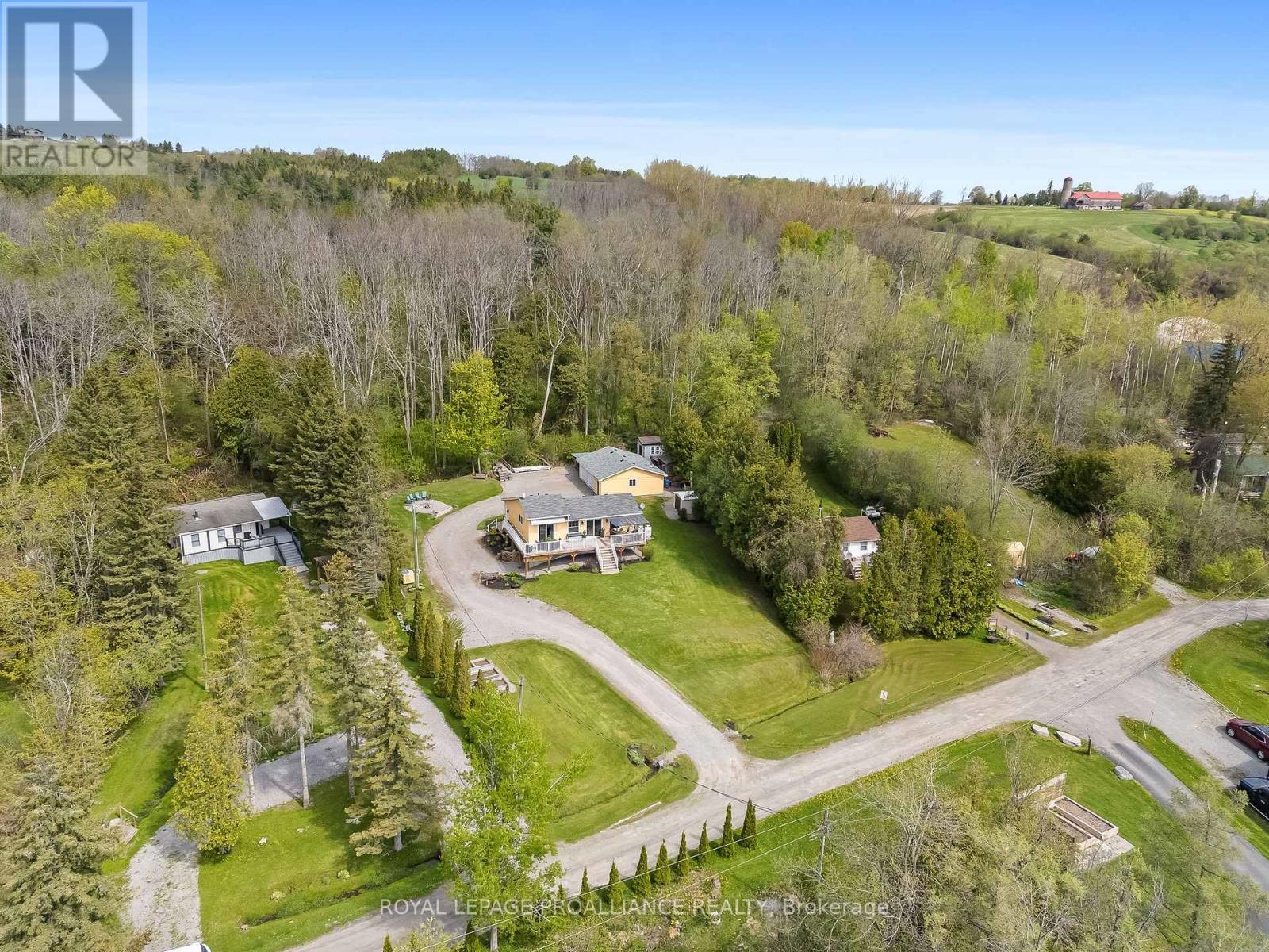 686 North Shore Drive E, Otonabee-South Monaghan, Ontario  K0L 1B0 - Photo 38 - X12219860
