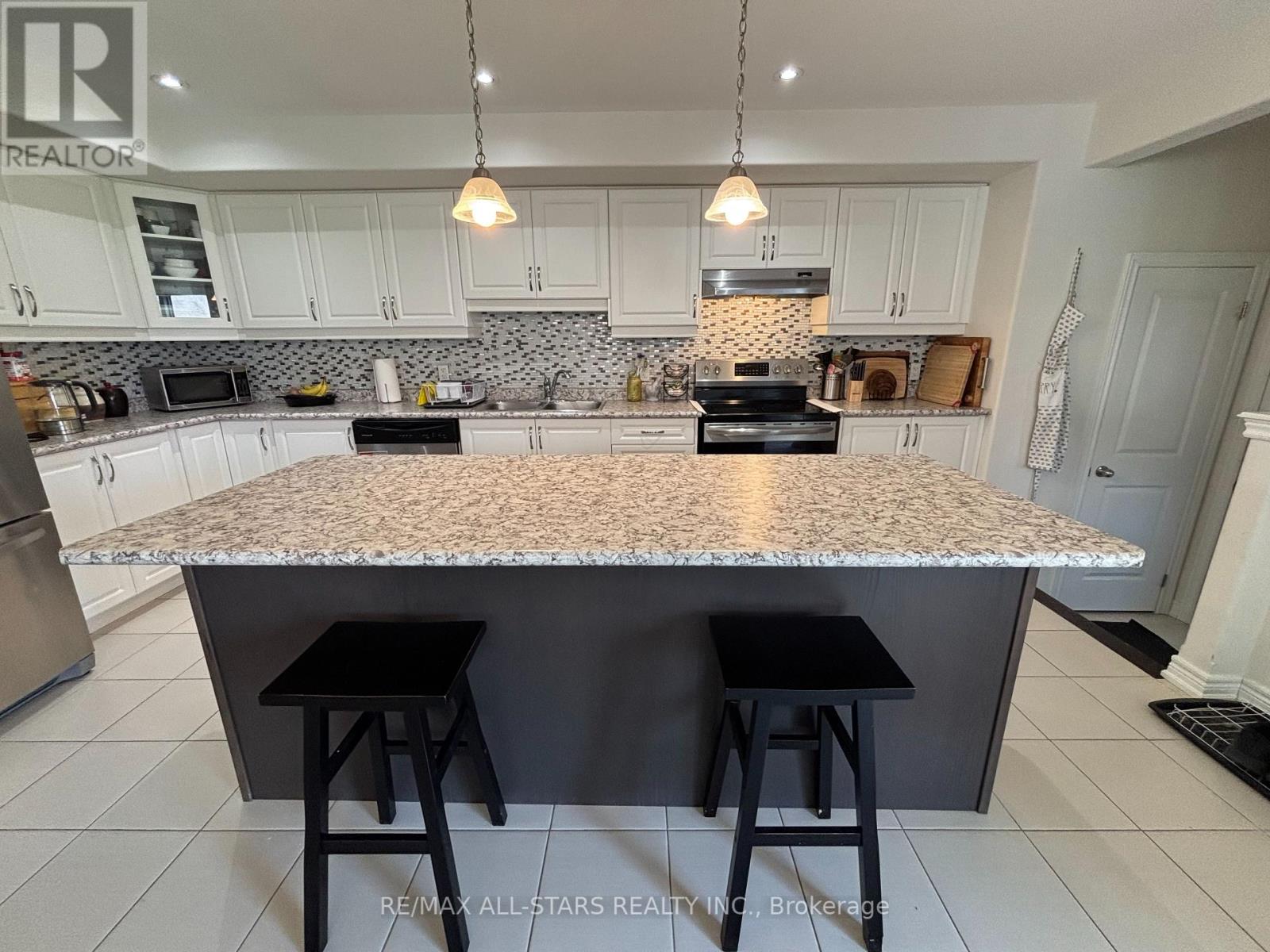 845 Broadway Boulevard, Peterborough North (North), Ontario  K9H 0J1 - Photo 8 - X12220040