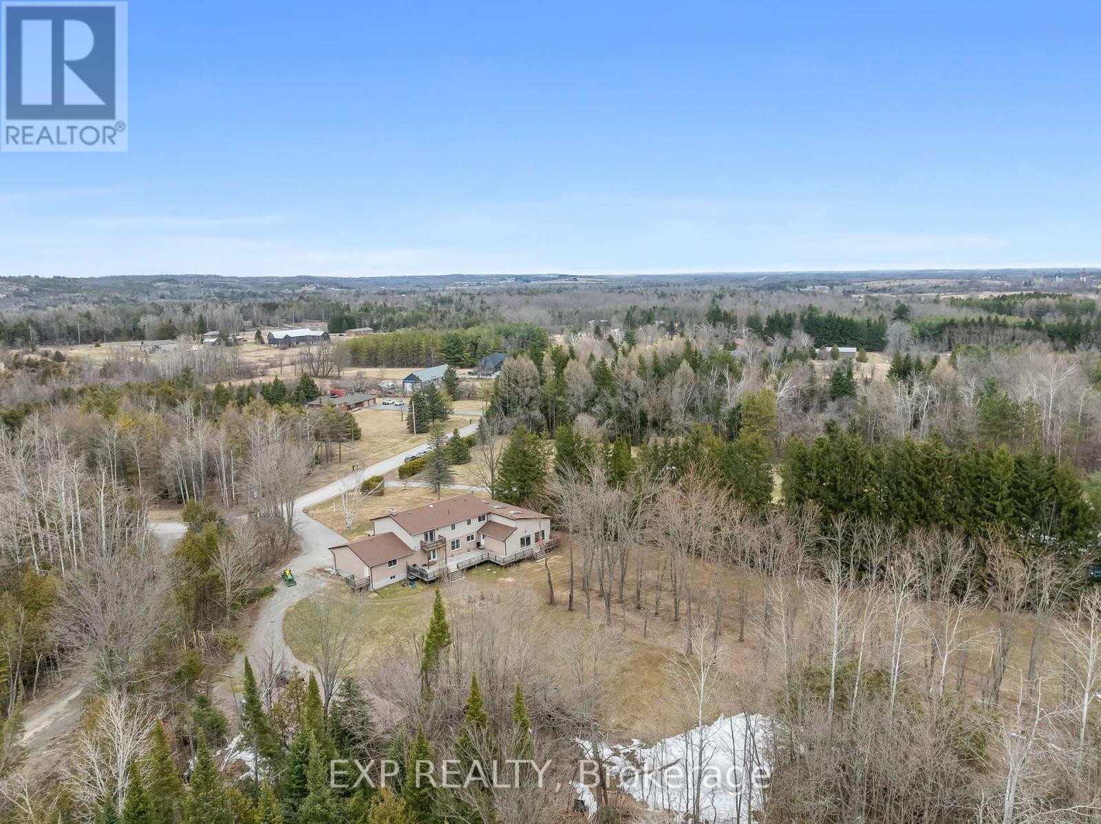 667 Ford Crescent, Cavan Monaghan (Cavan Twp), Ontario  L0A 1C0 - Photo 45 - X12220203