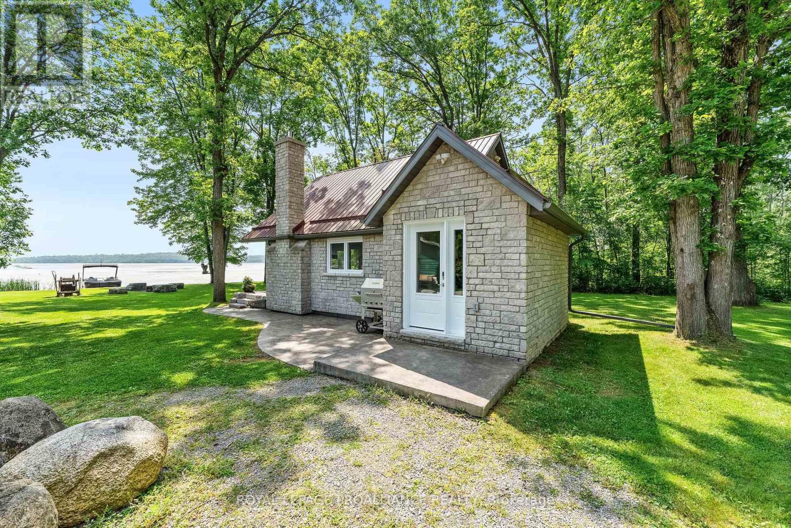 52c Lodge Road, Trent Hills, Ontario  K0L 1L0 - Photo 10 - X12220549