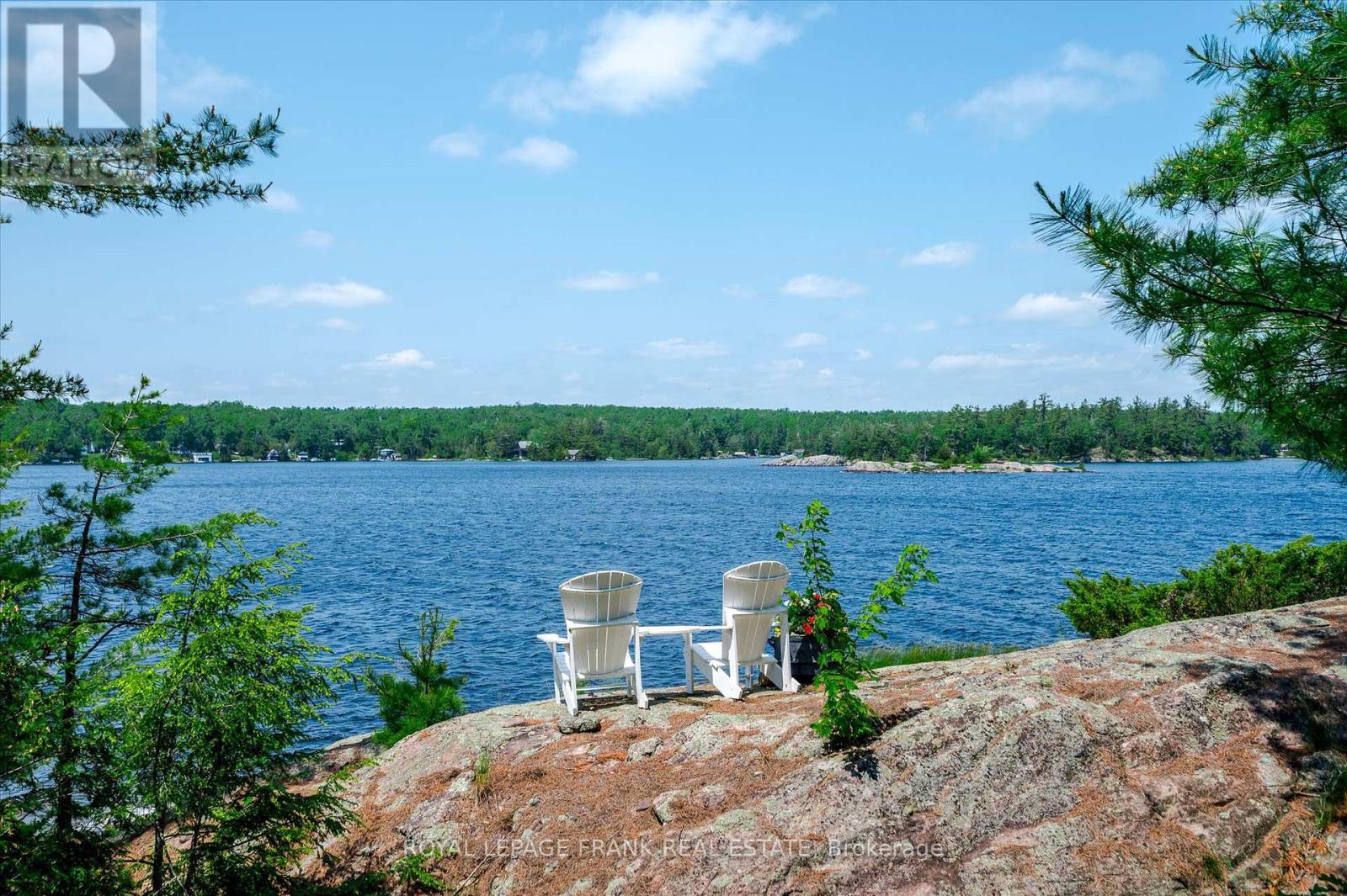 112 Big Island, Selwyn, Ontario  K0L 2H0 - Photo 2 - X12220960