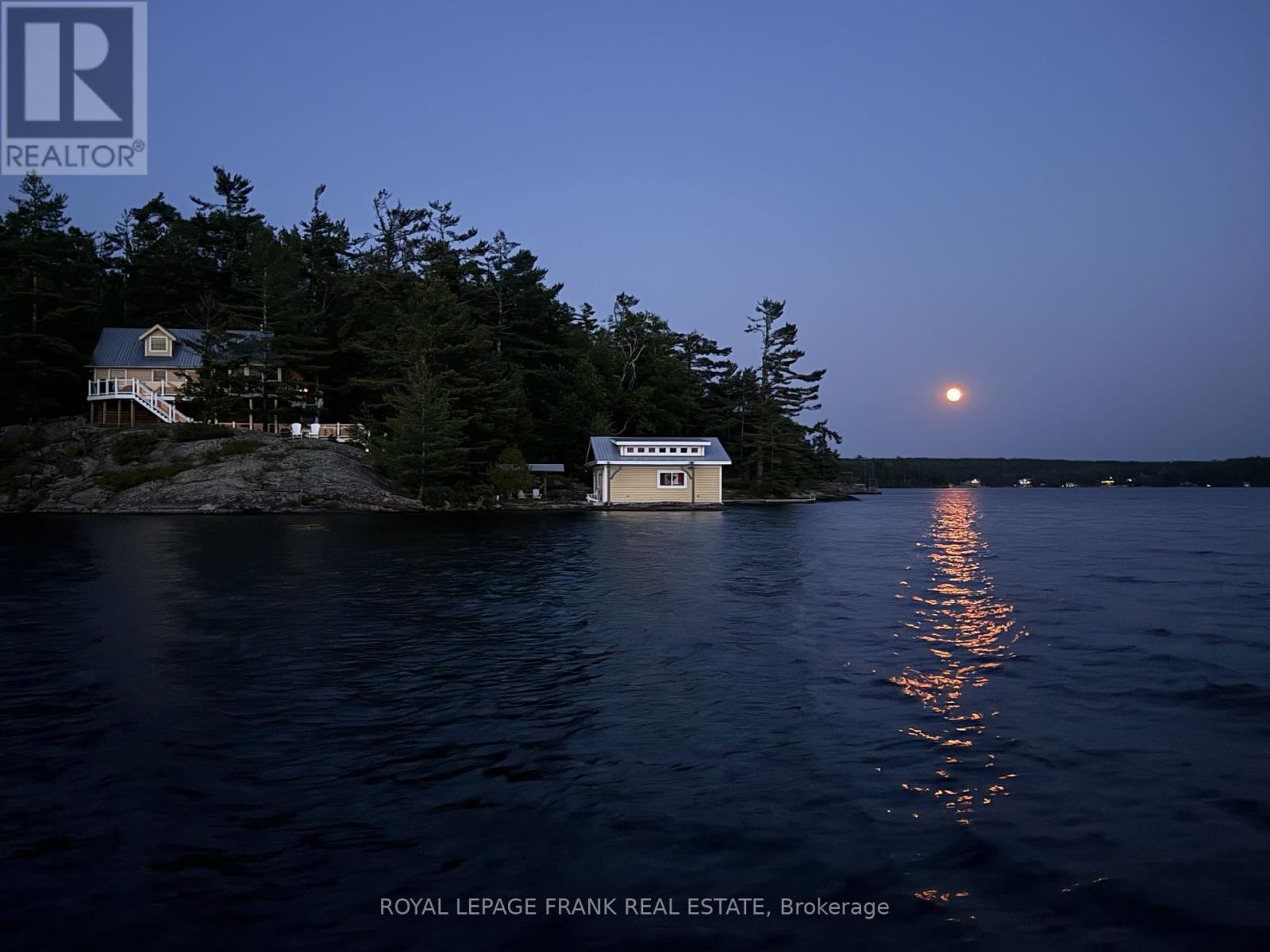 112 Big Island, Selwyn, Ontario  K0L 2H0 - Photo 39 - X12220960