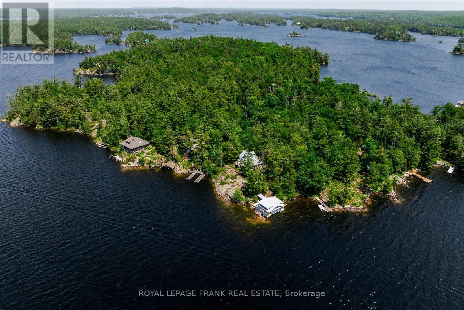 112 Big Island, Selwyn, Ontario  K0L 2H0 - Photo 5 - X12220960