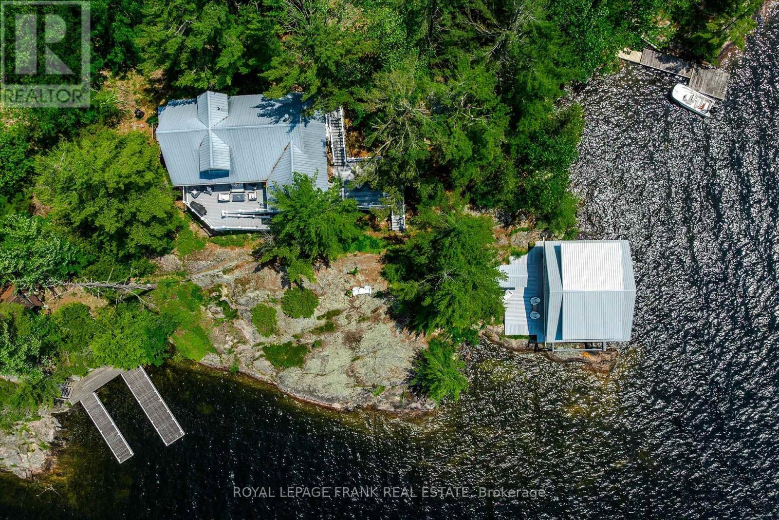 112 Big Island, Selwyn, Ontario  K0L 2H0 - Photo 50 - X12220960