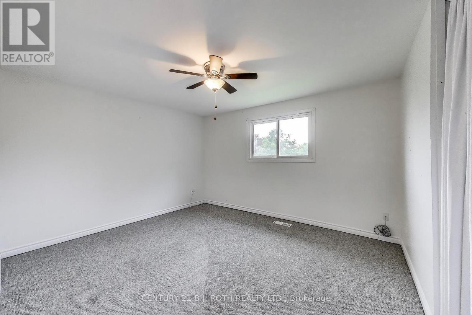 50 Applewood Crescent, Kawartha Lakes (Lindsay), Ontario  K9V 4X6 - Photo 11 - X12220962