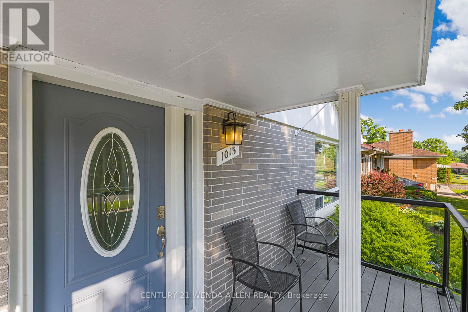 1015 Oriole Drive, Peterborough North (Central), Ontario  K9H 6K8 - Photo 2 - X12221073