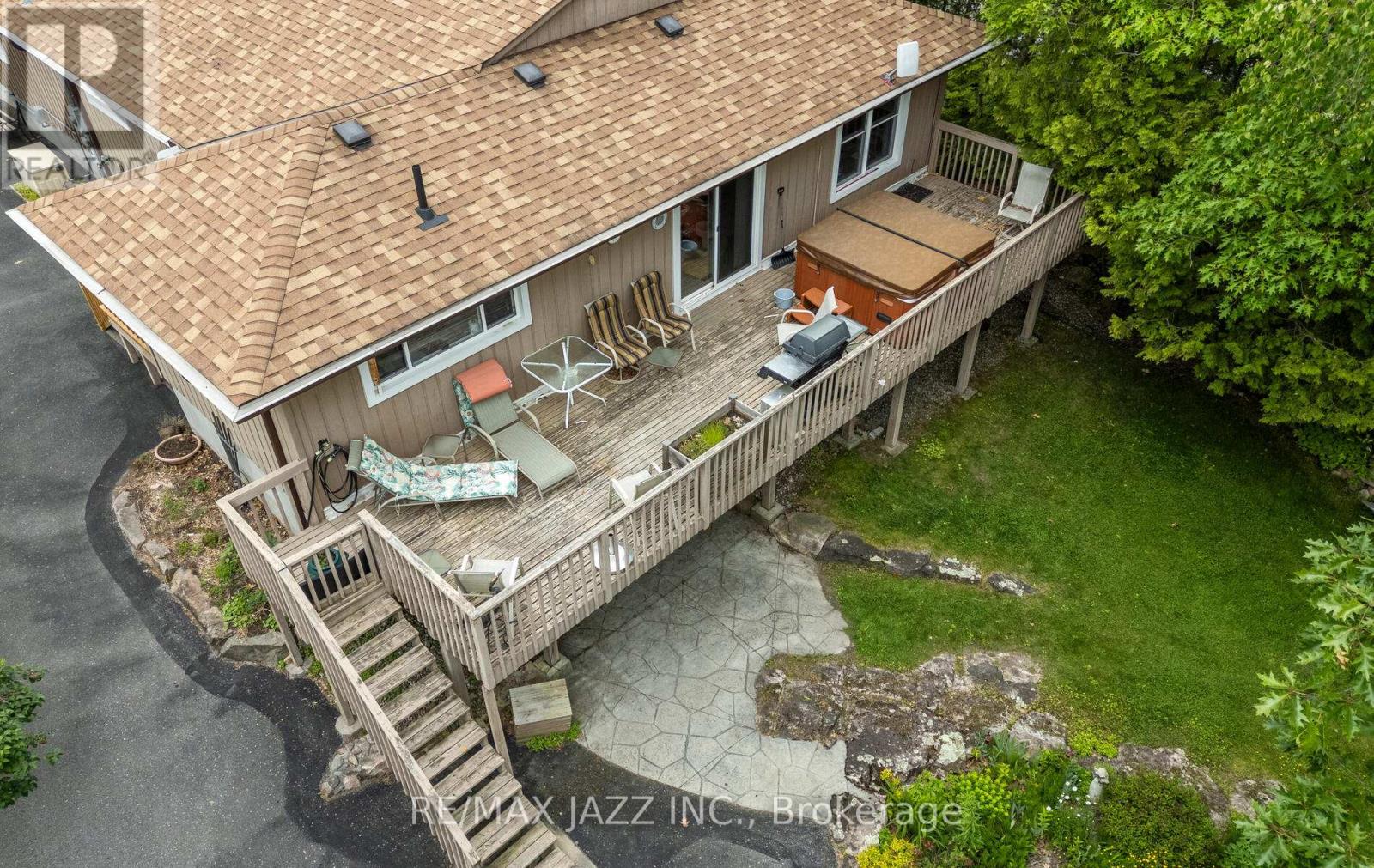 341 Elbow Point Road, Trent Lakes, Ontario  K0L 1J0 - Photo 39 - X12221210