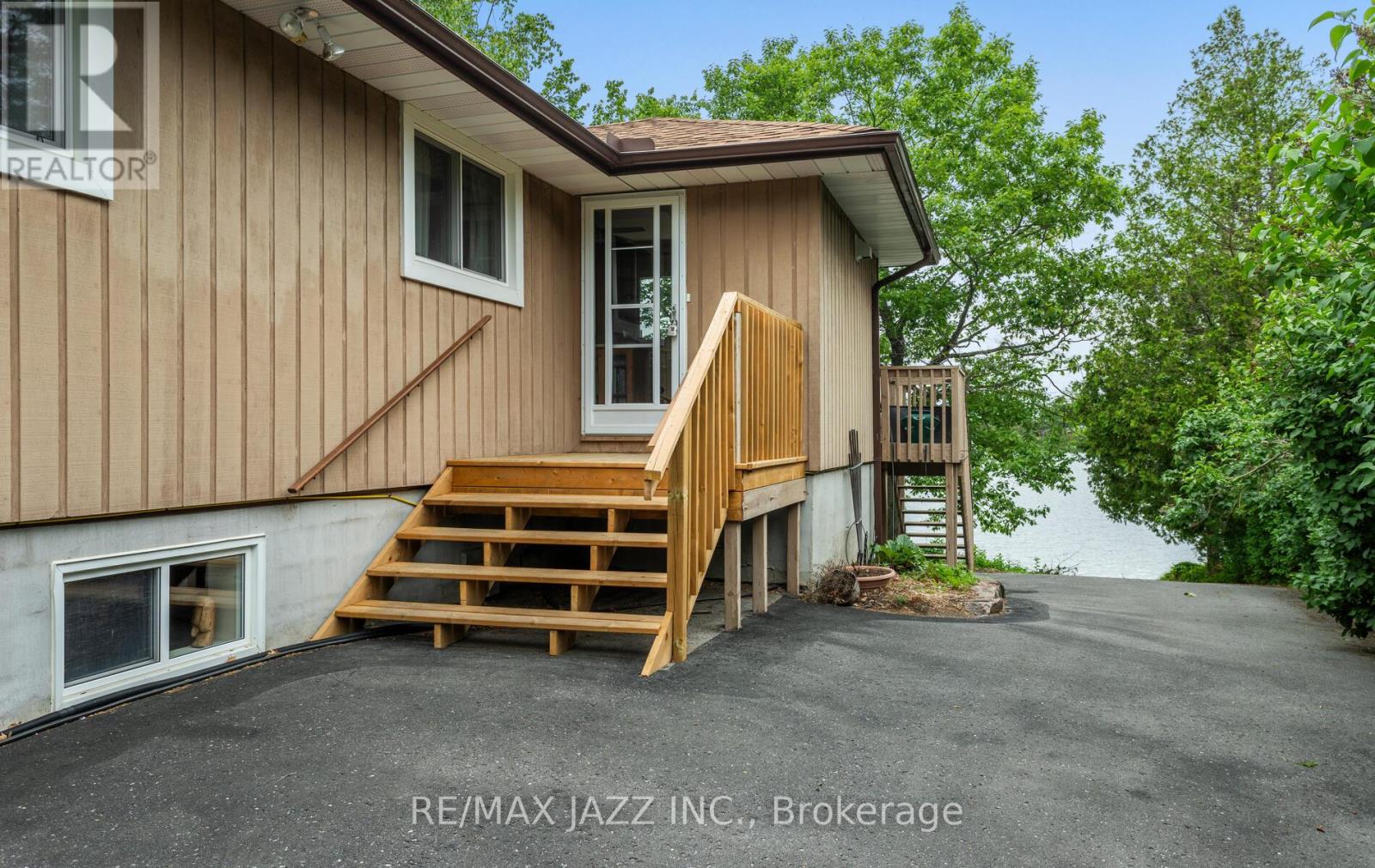 341 Elbow Point Road, Trent Lakes, Ontario  K0L 1J0 - Photo 4 - X12221210